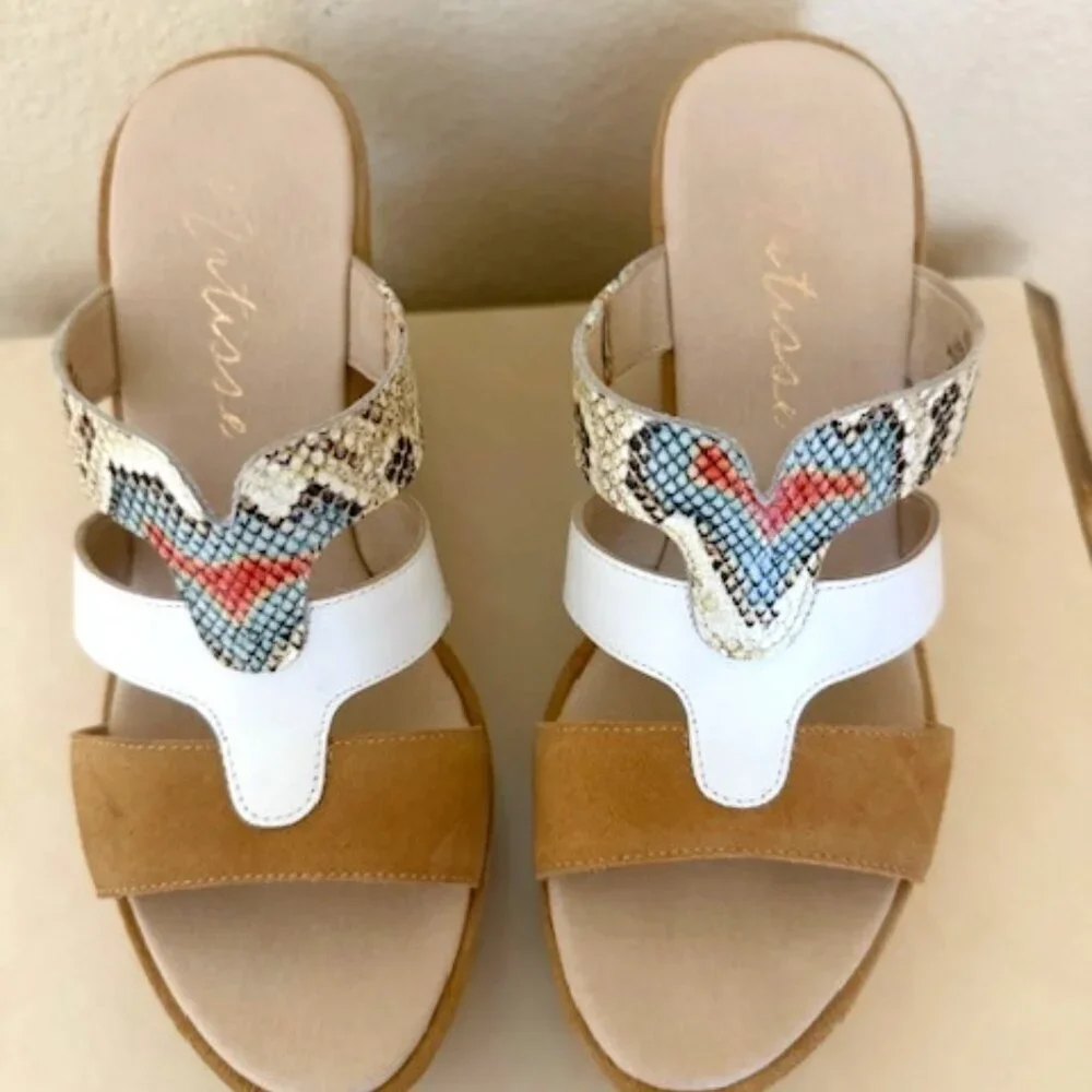 MATISSE GILLIAN SUEDE WEDGE